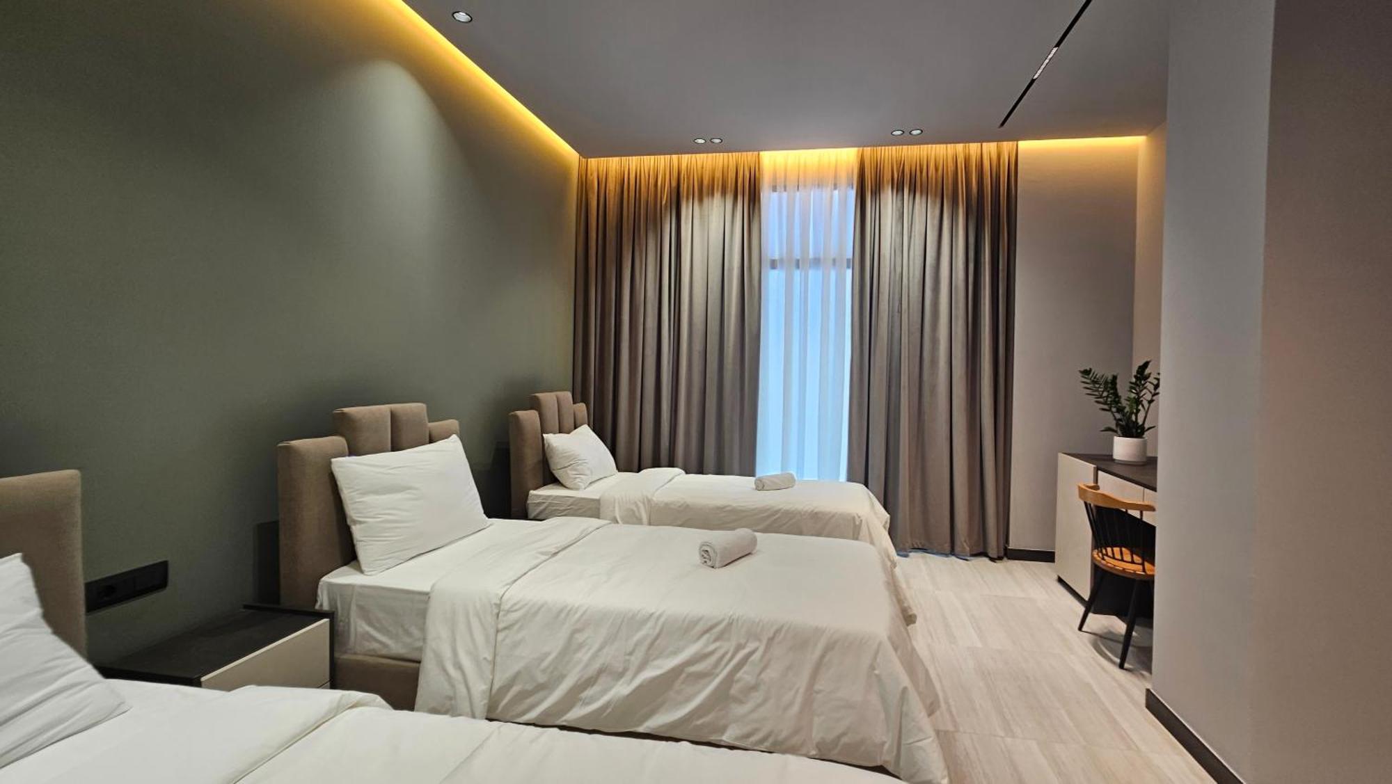 The Roots Boutique Hotel Shkoder Exterior photo